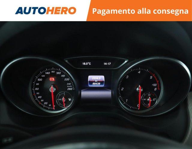 MERCEDES-BENZ GLA 180 d Sport