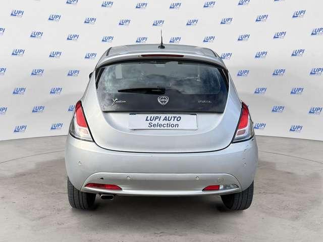 Lancia Ypsilon 1.0 firefly hybrid Gold s&s 70cv