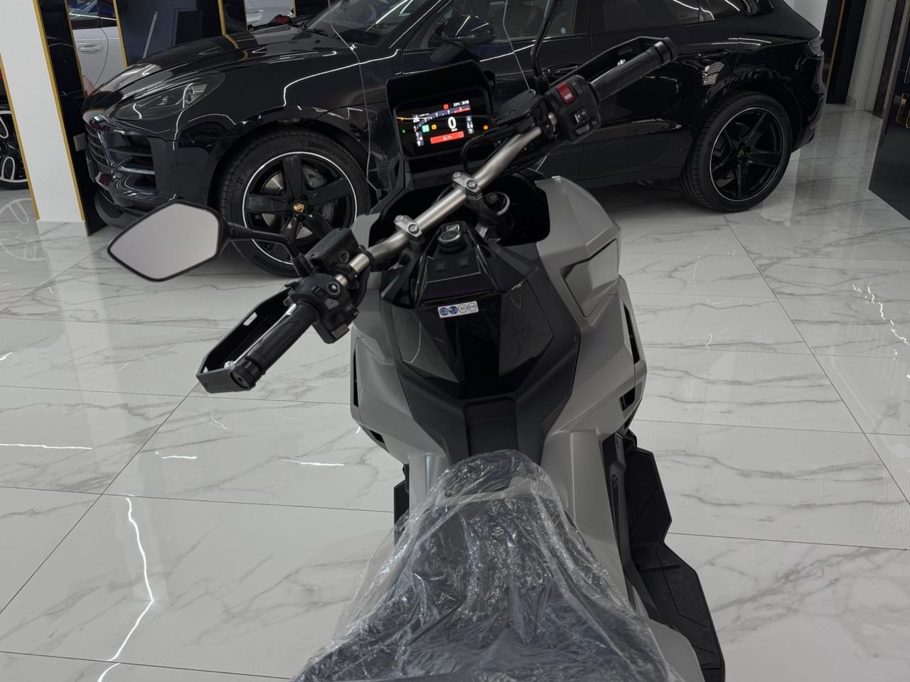 Honda X-ADV 750 Special Color