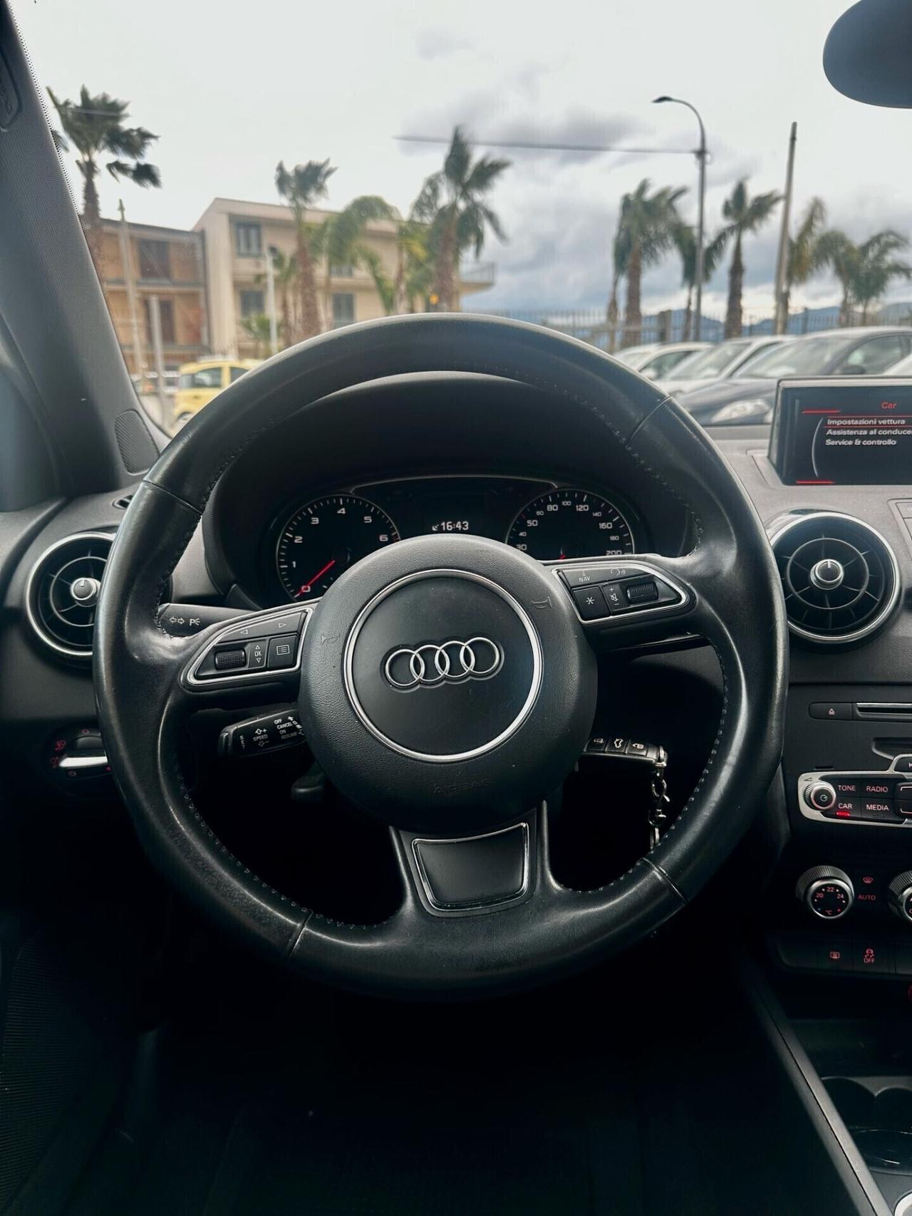 Audi A1 1.0 TFSI ultra S tronic Admired