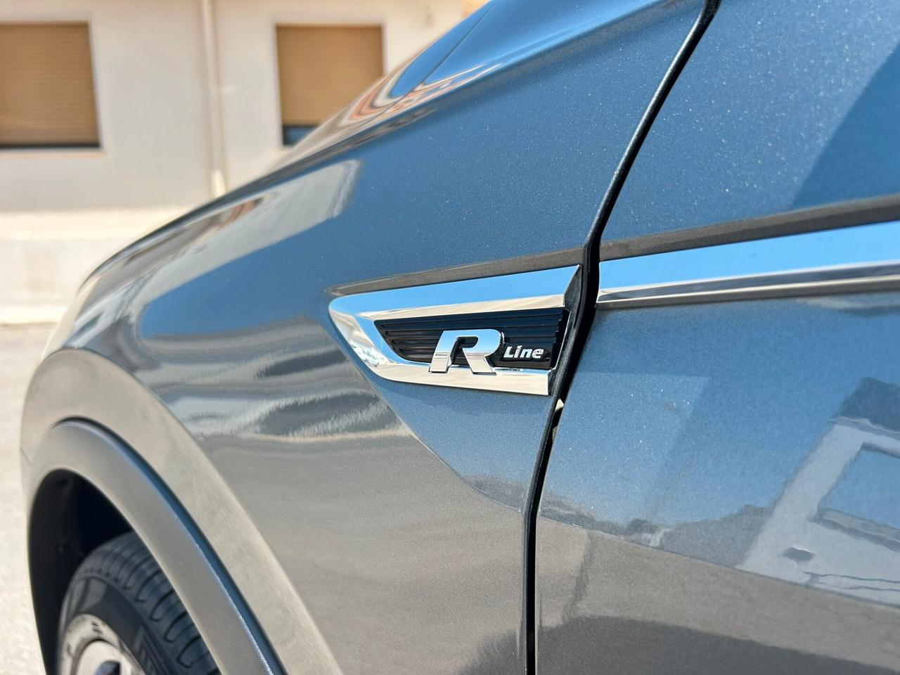 VW Tiguan 2.0 TDI 150Cv DSG R-LINE Km118.000-2018