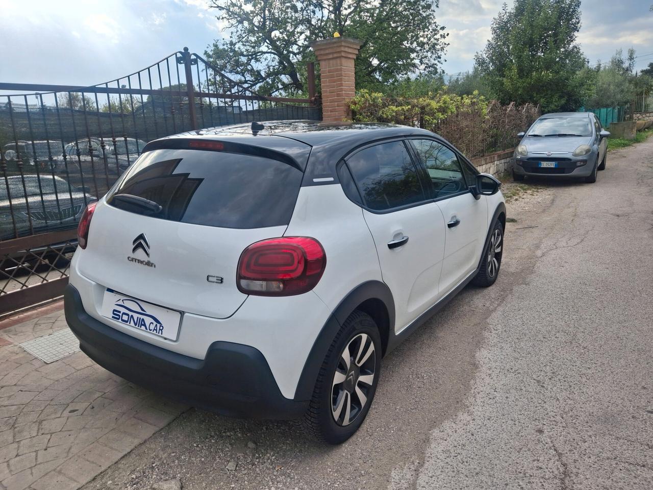 Citroen C3 PureTech 110 S&S EAT6 Shine Pack automatica