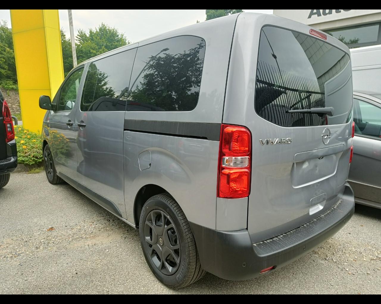OPEL Vivaro Life Combi 2.0 BlueHDi 180 Lunghezza Media