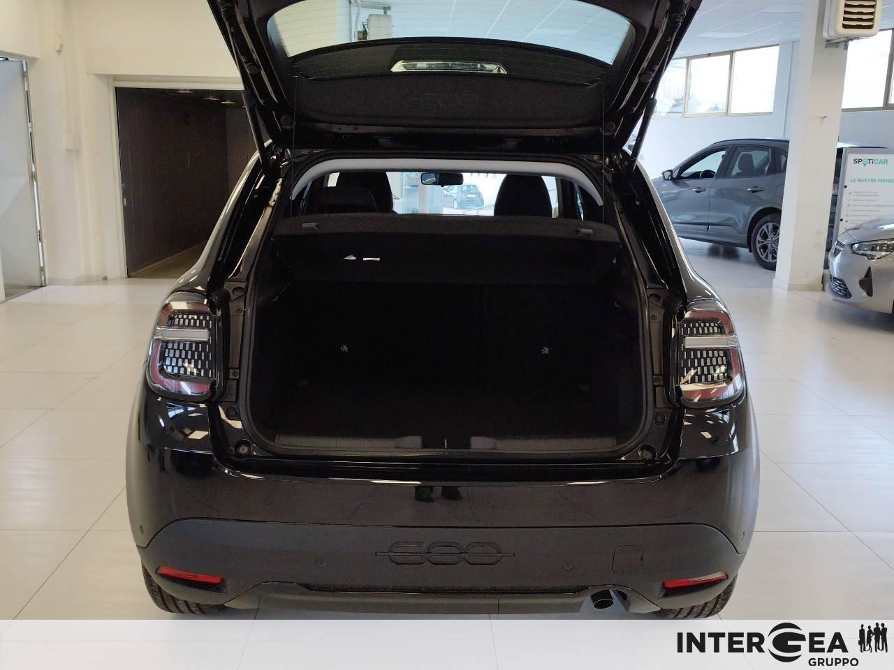 FIAT 600 Hybrid My25 600 1.2 Hybrid100cv