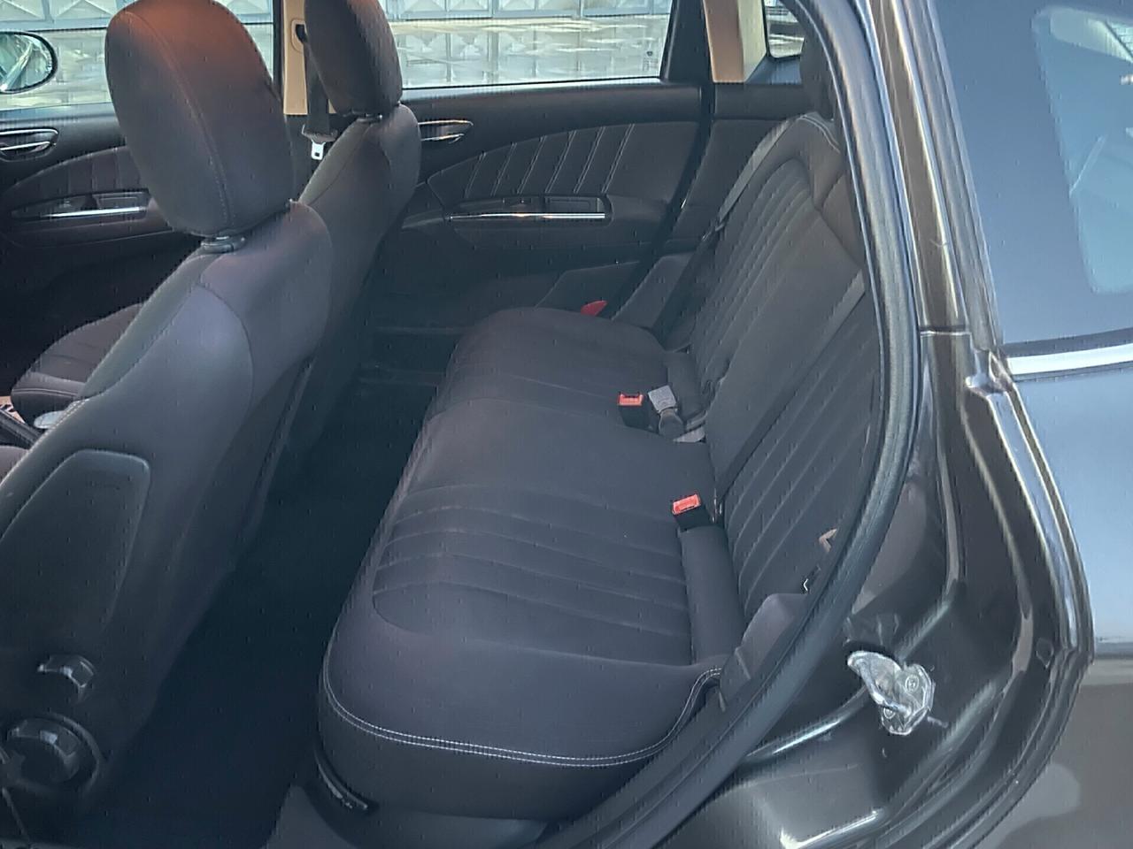 Lancia Delta 1.6 MJT DPF Oro vettura pari al nuovo