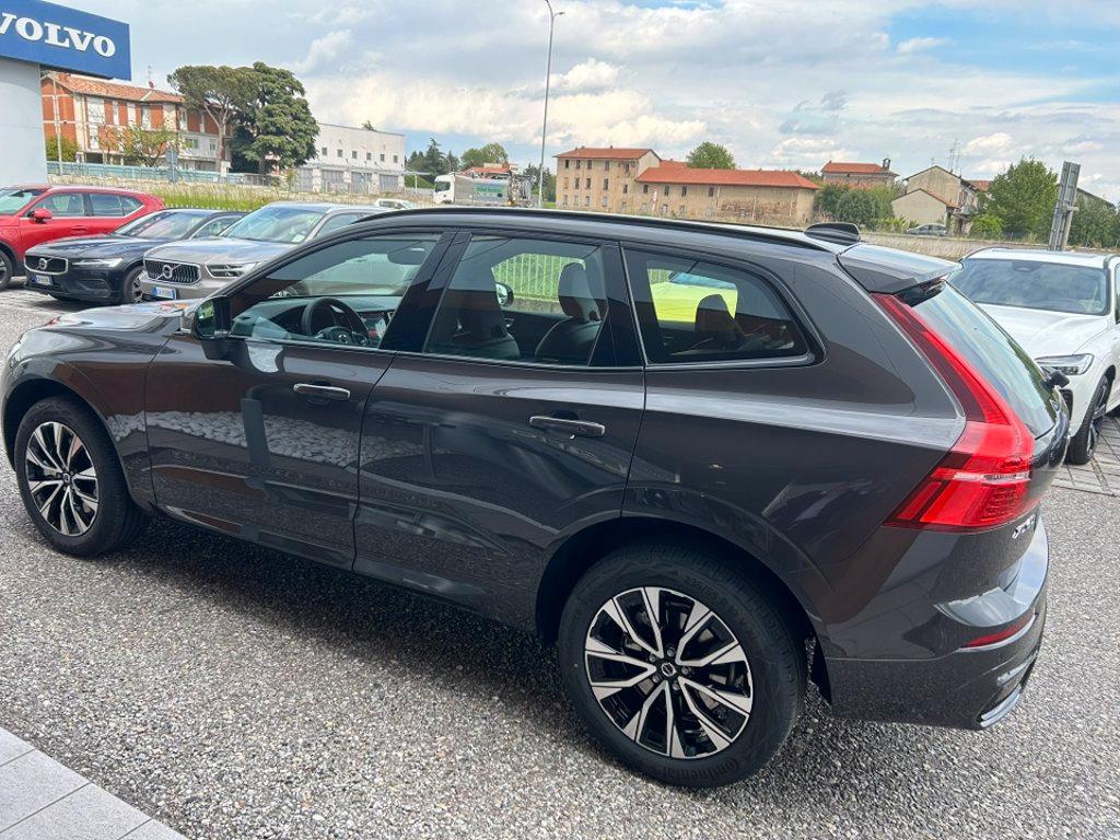 VOLVO XC60 2.0 b4 Plus Dark awd auto del 2025