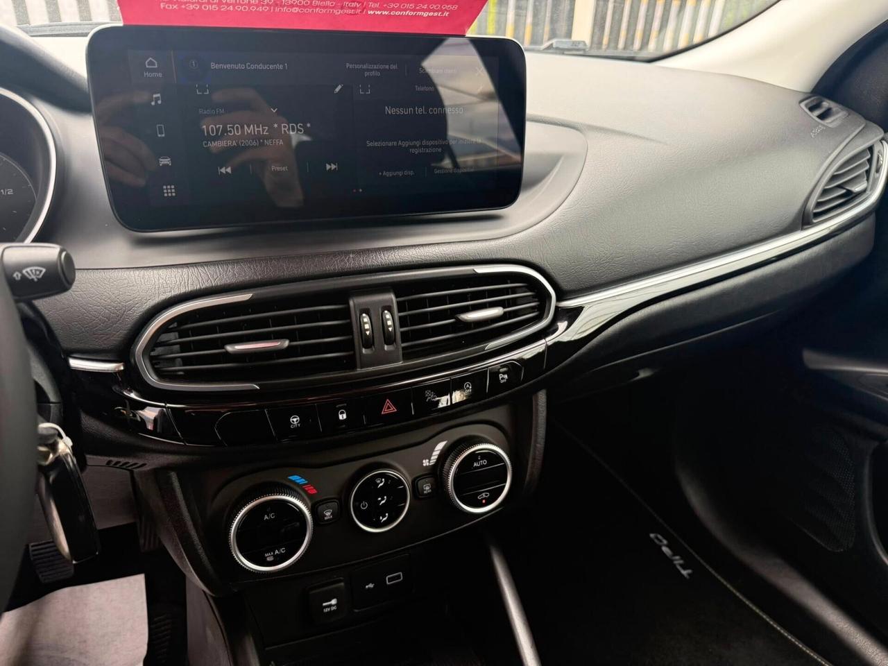 Fiat Tipo 1.6 Mjt S&S SW full led cockpit