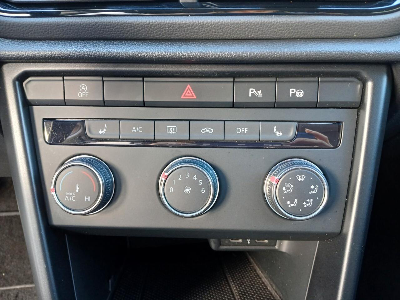 Volkswagen T-ROC 1.0 TSI 110CV BENZINA 2023