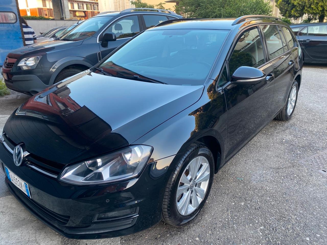 Volkswagen Golf Variant 1.6 TDI 110 CV Comfortline BlueMotion Tech.