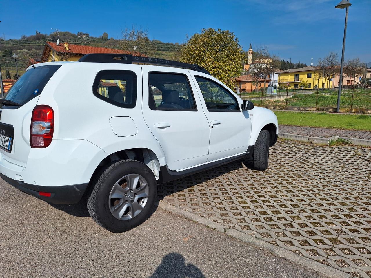 Dacia Duster 1.6 GPL DISTRIBUZIONE NUOVA