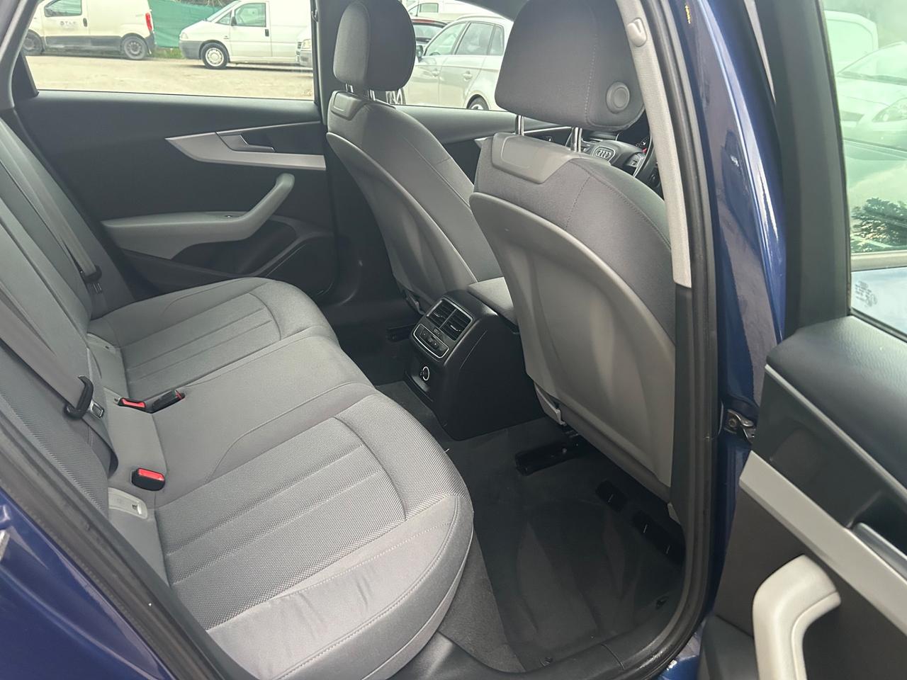 Audi A4 Avant 2.0 TDI 122 CV Euro6B