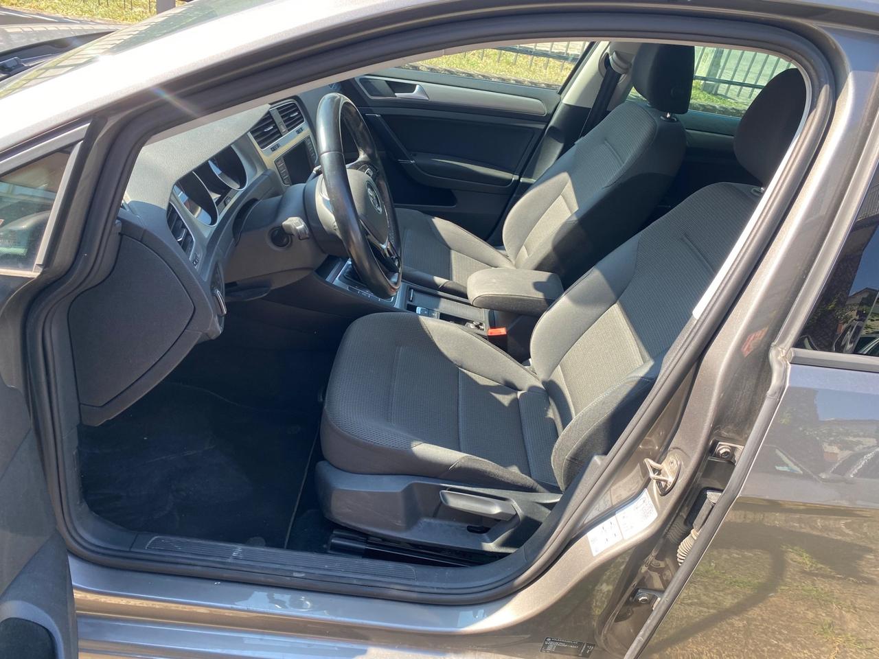 Volkswagen Golf 1.4 TGI DSG Comfortline BlueMotion