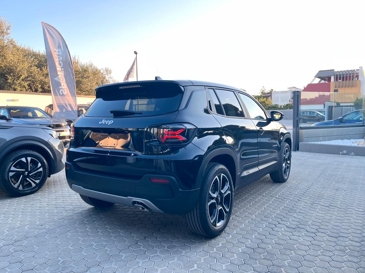 Jeep Avenger 1.2 Turbo 110 CV MHEV Summit Automatic KM0