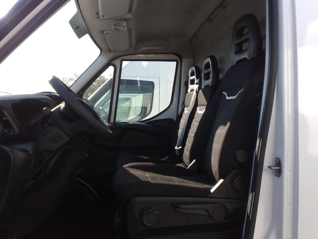 Iveco Daily 35c18 3000cc GEMELLATO - 2021