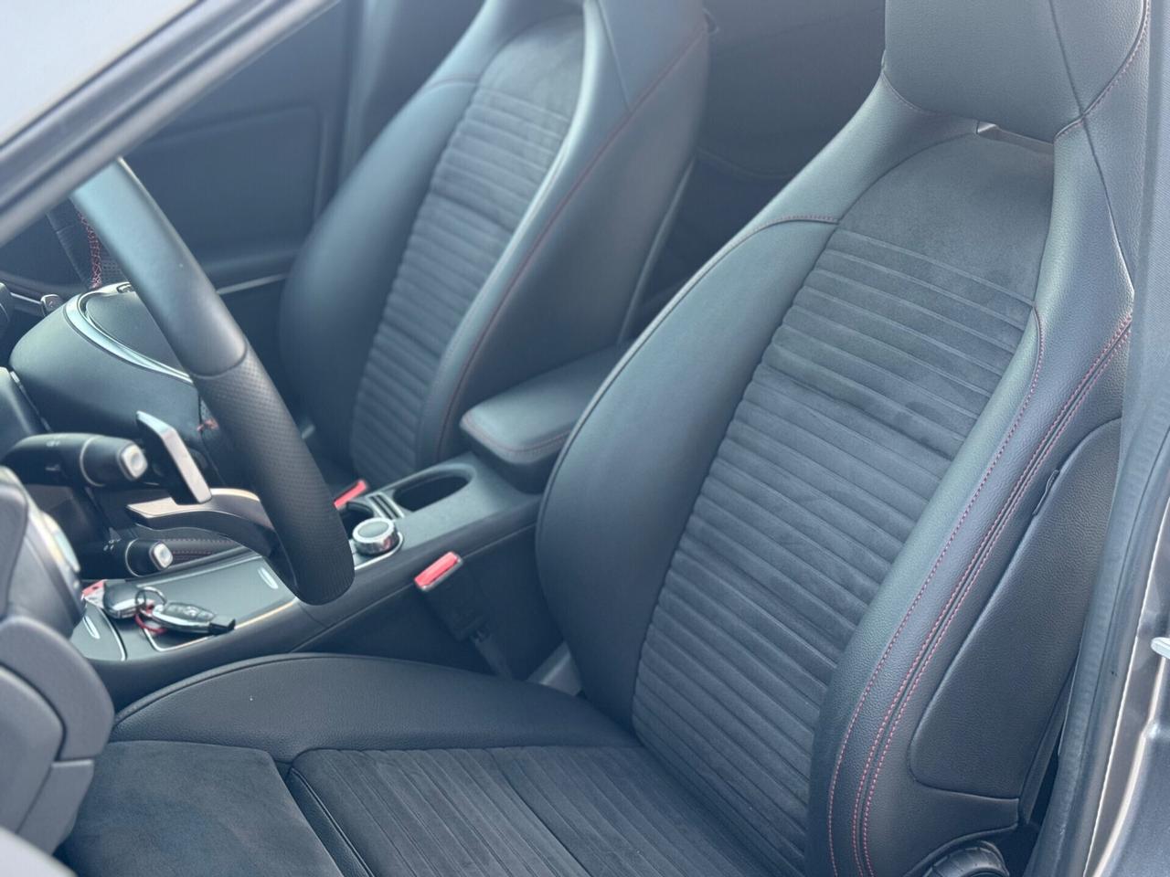 Mercedes-benz CLA 200 Tetto, AMG line !