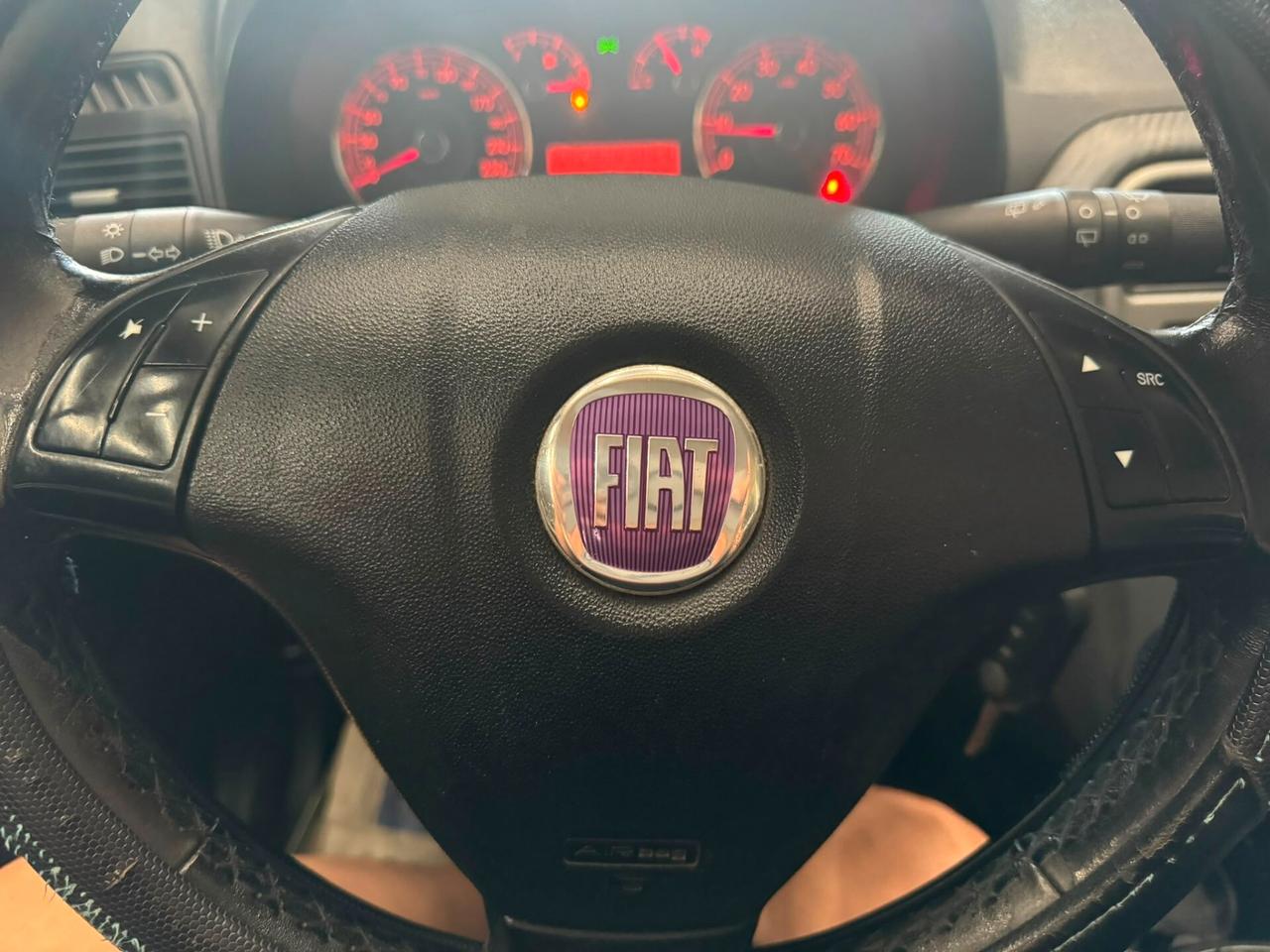 Fiat Punto GRANDE 1.4 5P DYNAMIC NATURAL POWER