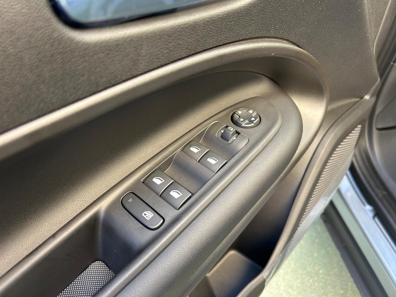 Jeep Avenger 1.2 Turbo 100 CV Tech e Sky