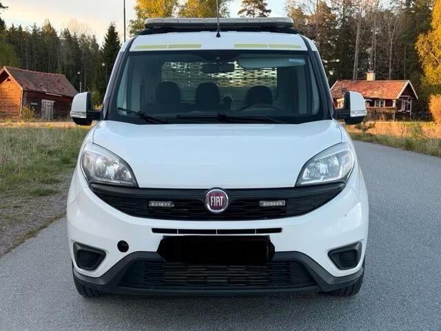 FIAT Doblo 1.3 Mjt Cassonato 3 POSTI Work-Up GANCIO TRAINO