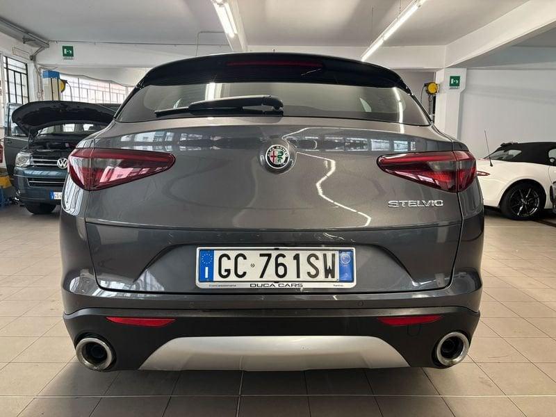 Alfa Romeo Stelvio 2.2 Turbodiesel 160 CV AT8 RWD Super AUTOCARRO