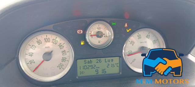 LANCIA Ypsilon 1.2 69 CV Argento