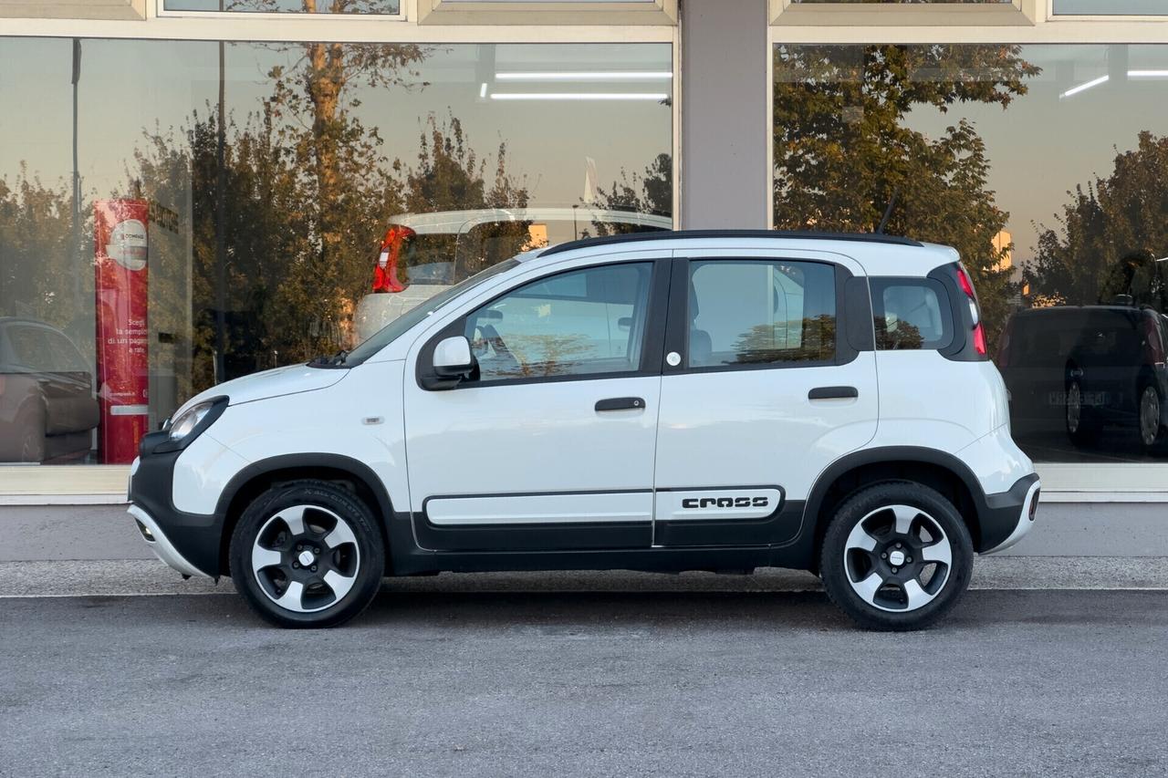 Fiat Panda CROSS BENZINA Hybrid 70 cv