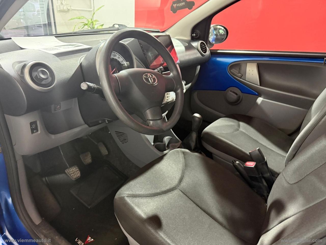 TOYOTA Aygo 1.0 VVT-i 5p. Now