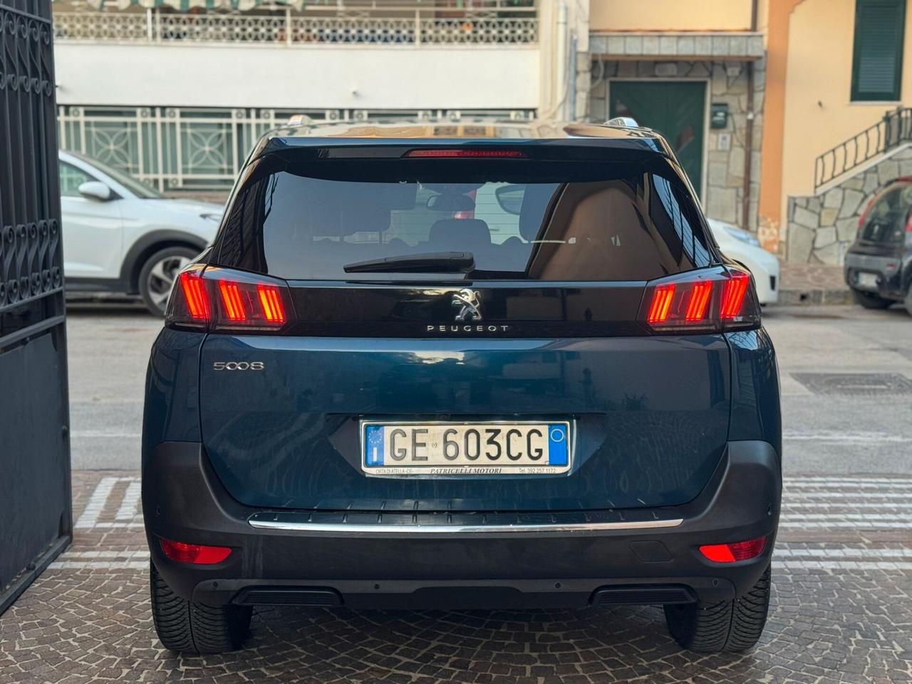Peugeot 5008 BlueHDi 130 S&S EAT8 Allure 7 POSTI