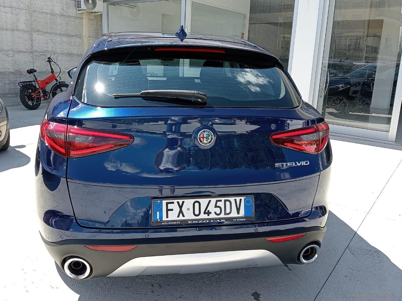 ALFA ROMEO Stelvio 2.2 T.diesel 160CV AT8 RWD Bus.