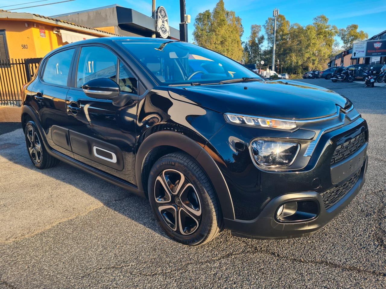 Citroen C3 1.2 Plus 83cv*NAVIG*CARPLAY*PDC*AUX*