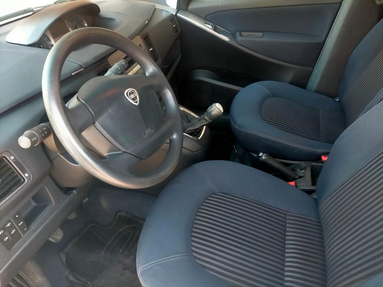 Lancia MUSA 1.3 Mjt 95 CV Platinum