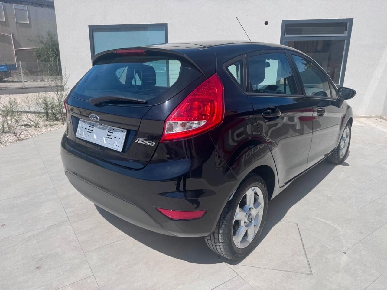 Ford Fiesta 1.4 TDCi 5p. Ghia