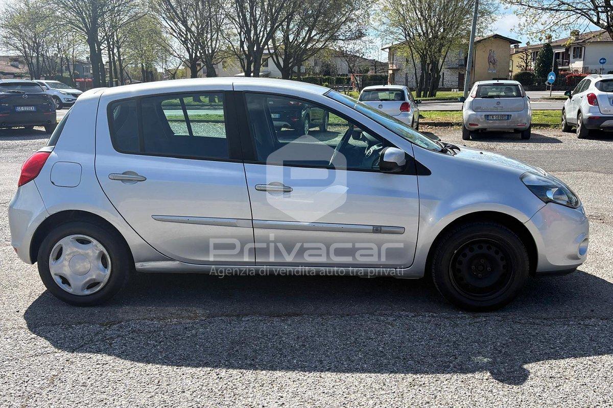 RENAULT Clio 1.2 16V 3 porte Dynamique