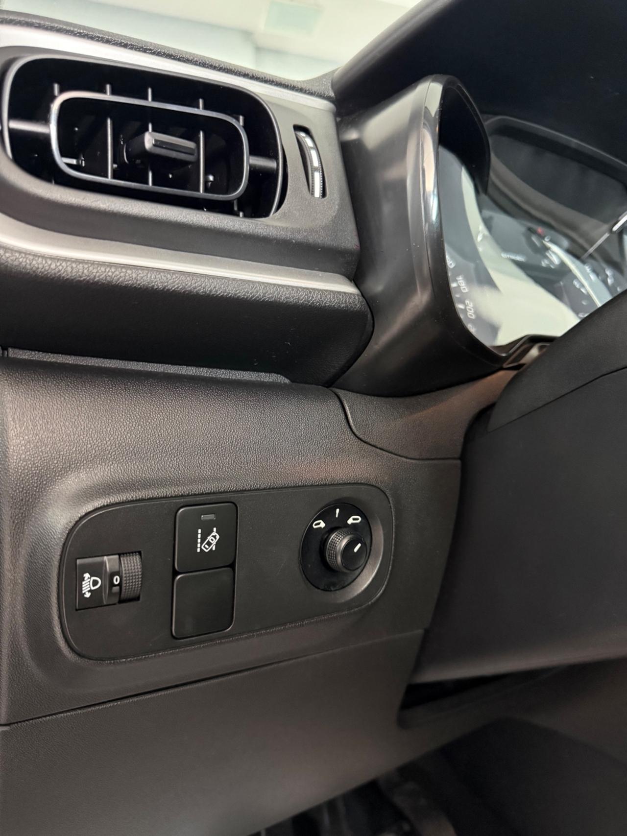Citroen C3 BlueHDi 100 S&S Feel 2021 AUTOCARRO