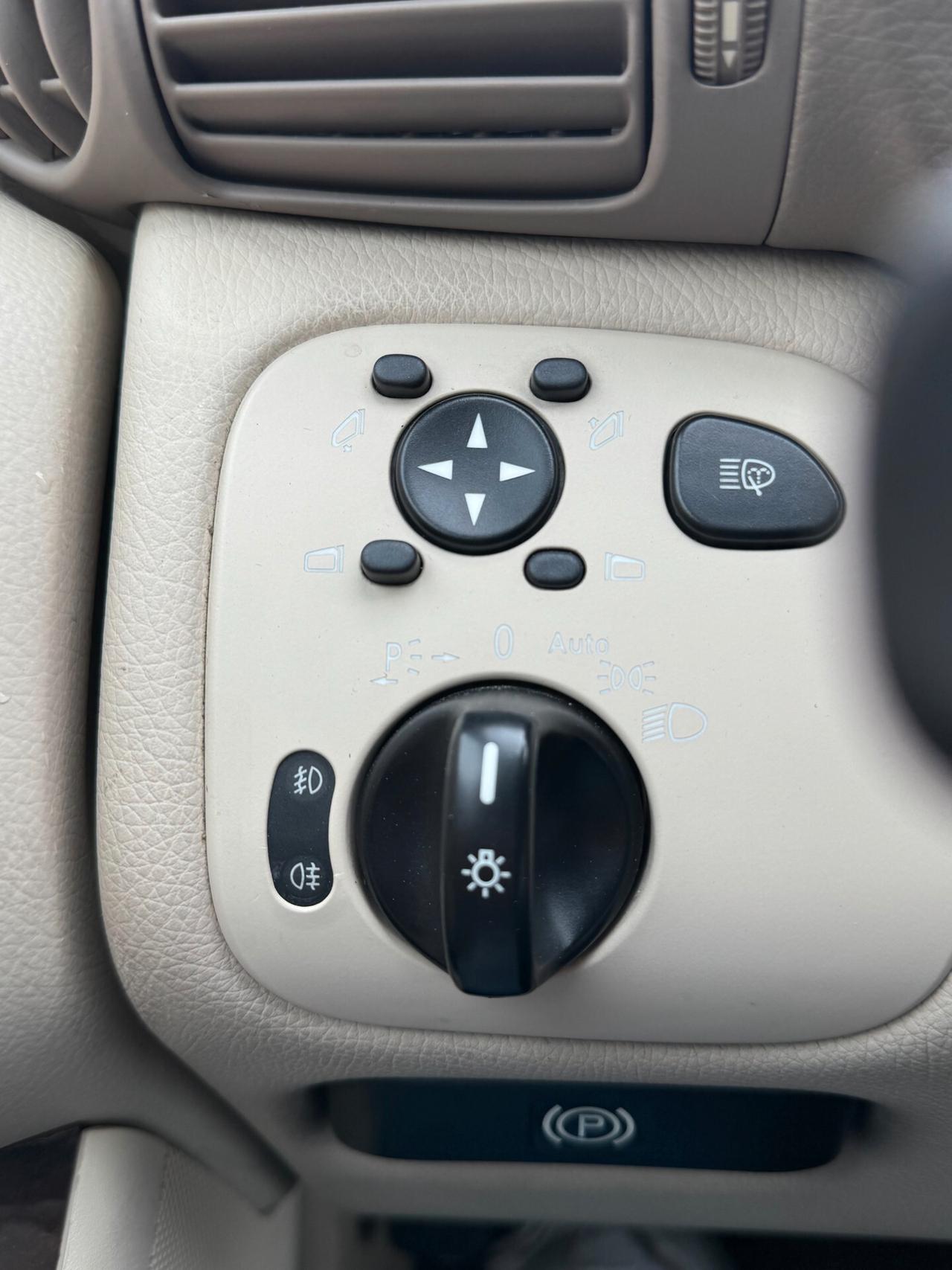 Mercedes-benz C 220 200 CDI cat Elegance