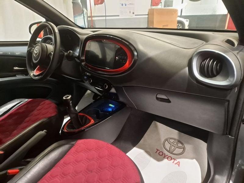 Toyota Aygo X 1.0 VVT-i 72 CV 5p. Undercover