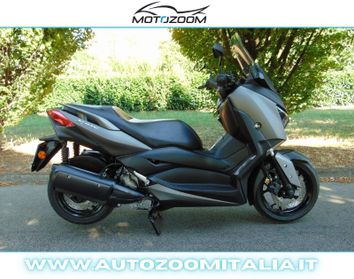 Yamaha X-Max 300