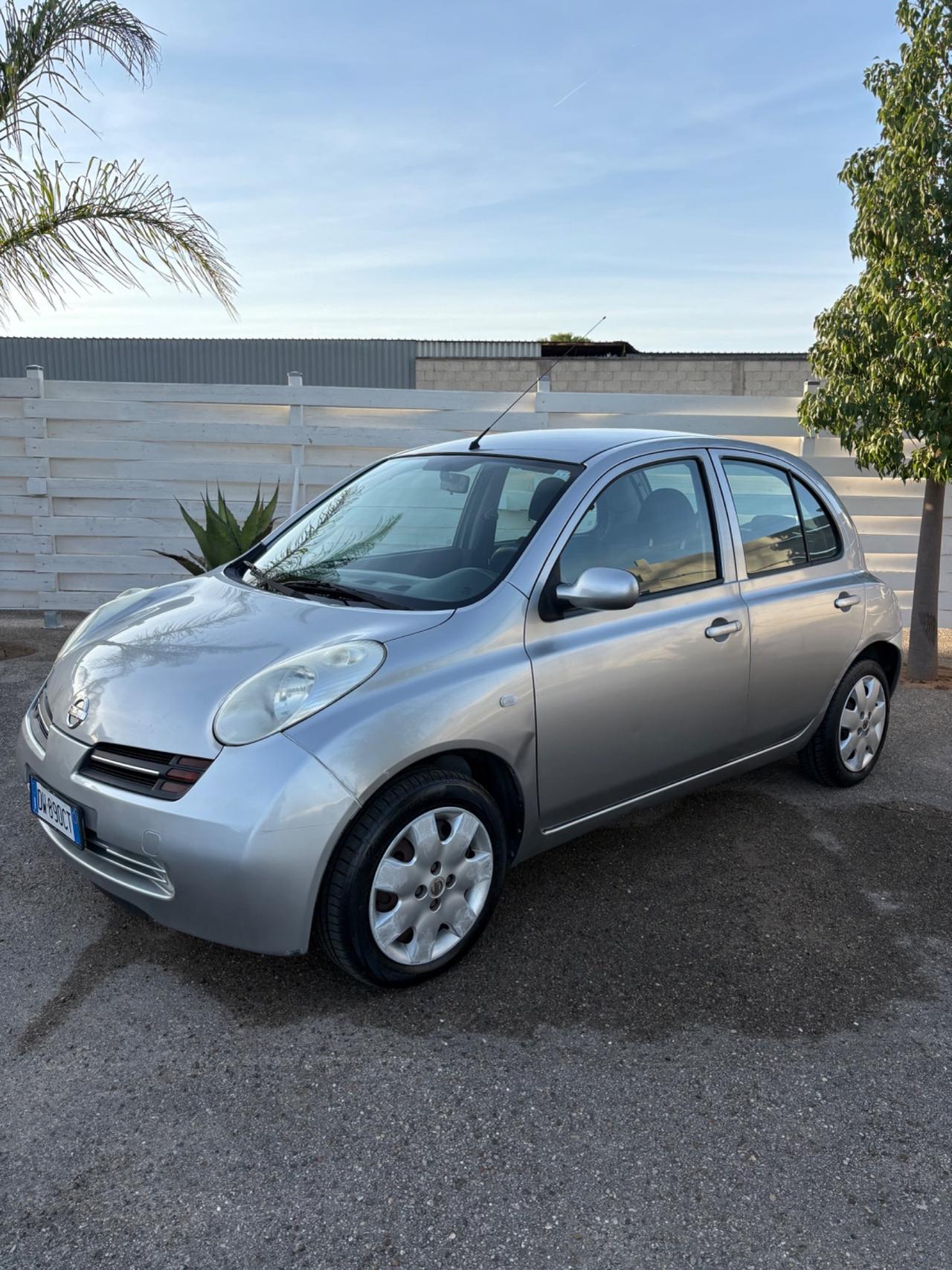 Nissan Micra 1.2 benzina