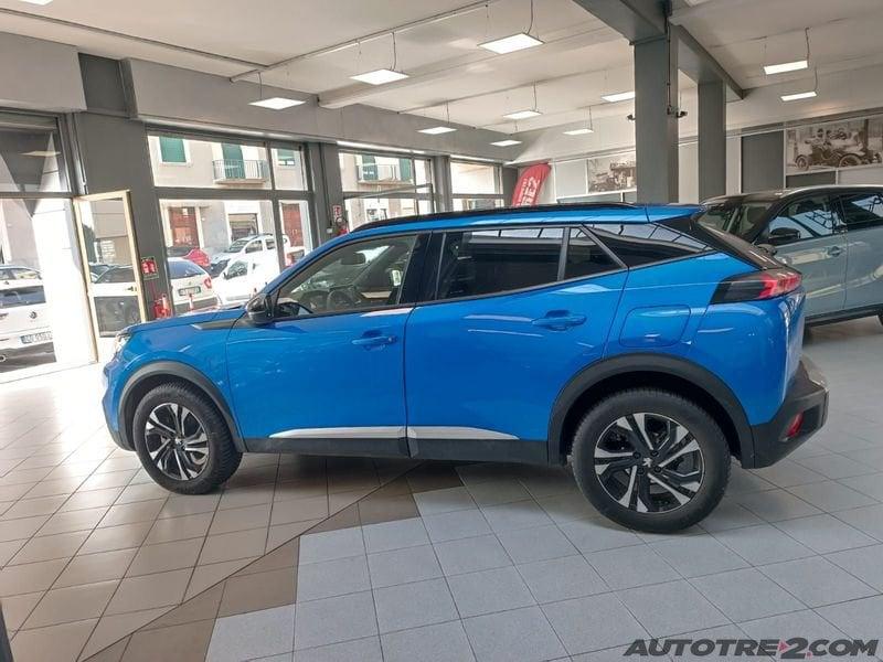 Peugeot 2008 BlueHDi 130 EAT8 Allure - autom -
