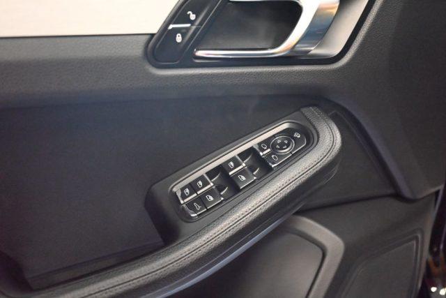 PORSCHE Macan 2.0 PDK BLACKLINE20"SCARICHI NAVI CAM CRUISE NUOVA