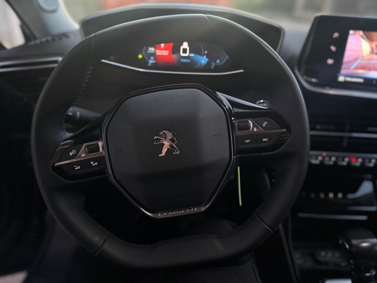 Peugeot 2008 BlueHDi 110 S&S Allure Pack