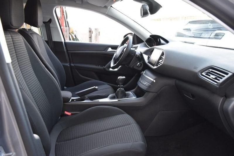 Peugeot 308 BlueHDi 100 S&S Business *NAVIGATORE*