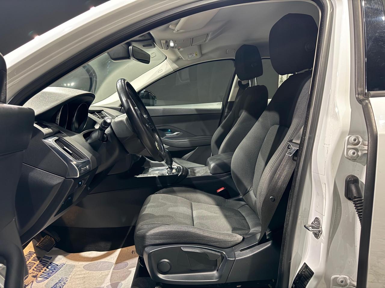 Jaguar E-Pace 2.0D 150 CV AWD aut. R-Dynamic HSE