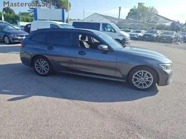 BMW 318 Serie 3 G21 318d Touring Sport auto 2019