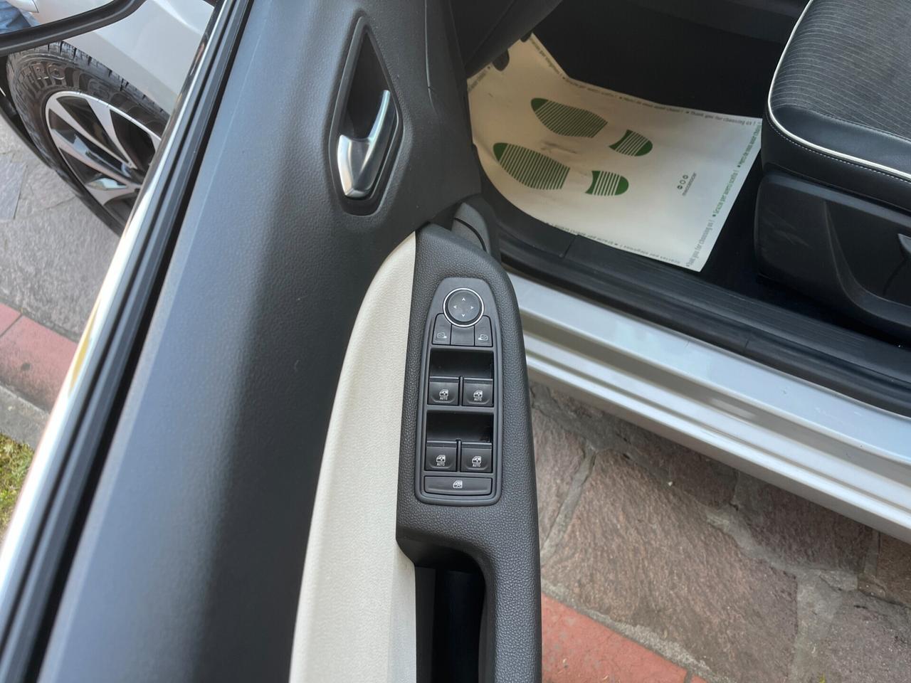 Renault Clio TCe 100 CV GPL 5 porte Techno