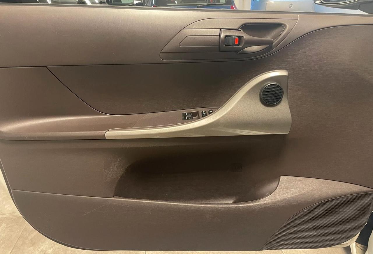 TOYOTA iQ 1.0 - OK NEOPATENTATI - AUTOMATICO