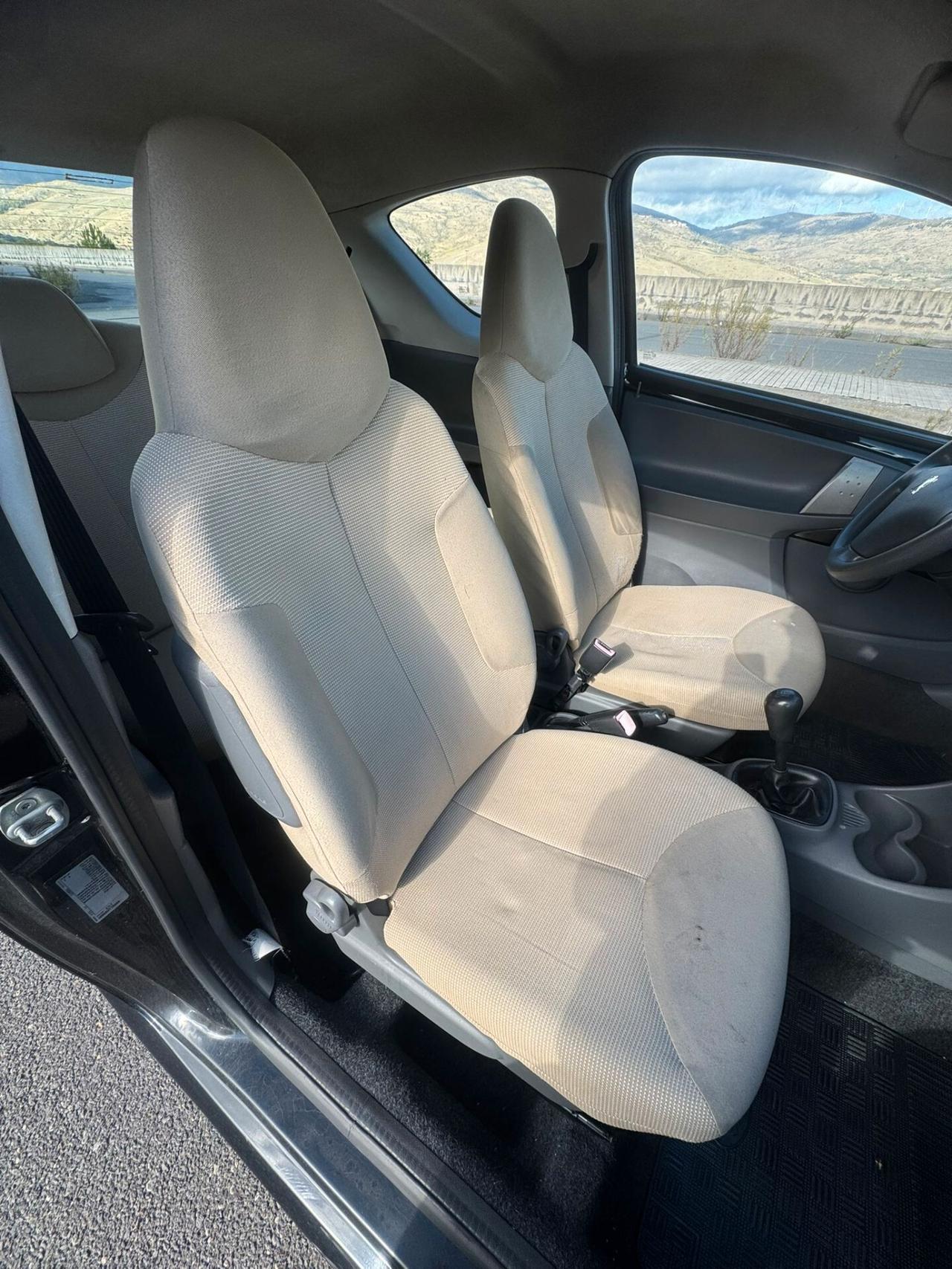 Peugeot 107 1.4 HDi 3p. Sweet Years