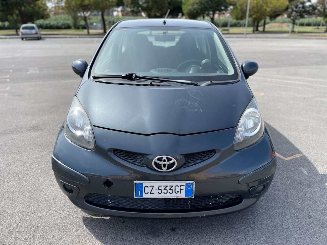 Toyota Aygo 1.0 3p 69cv APPENA TAGLIANDATA