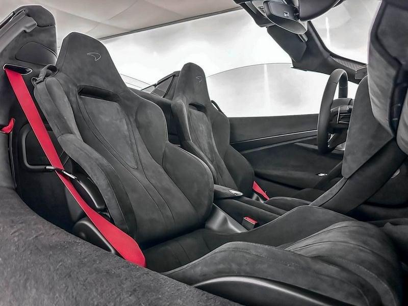 McLaren 750S Spyder 4.0 V8 Spider MY27 - McLaren Milano