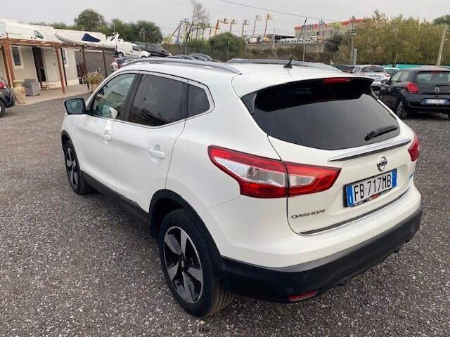 Nissan Qashqai 1.5 dCi N-Connecta