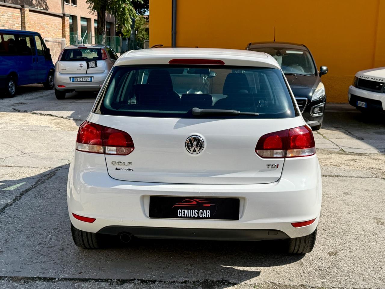 Volkswagen Golf 1.6 TDI DPF DSG 5p. Highline